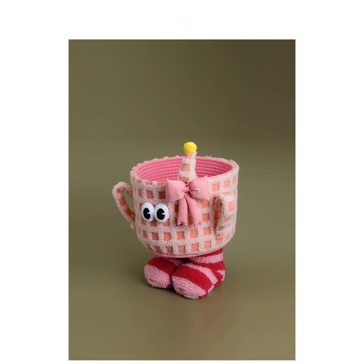 Cartoon Monster Shaped Woven Picnic Basket